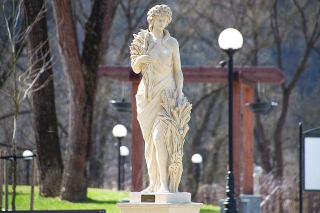 Greek Statue Dream Meaning