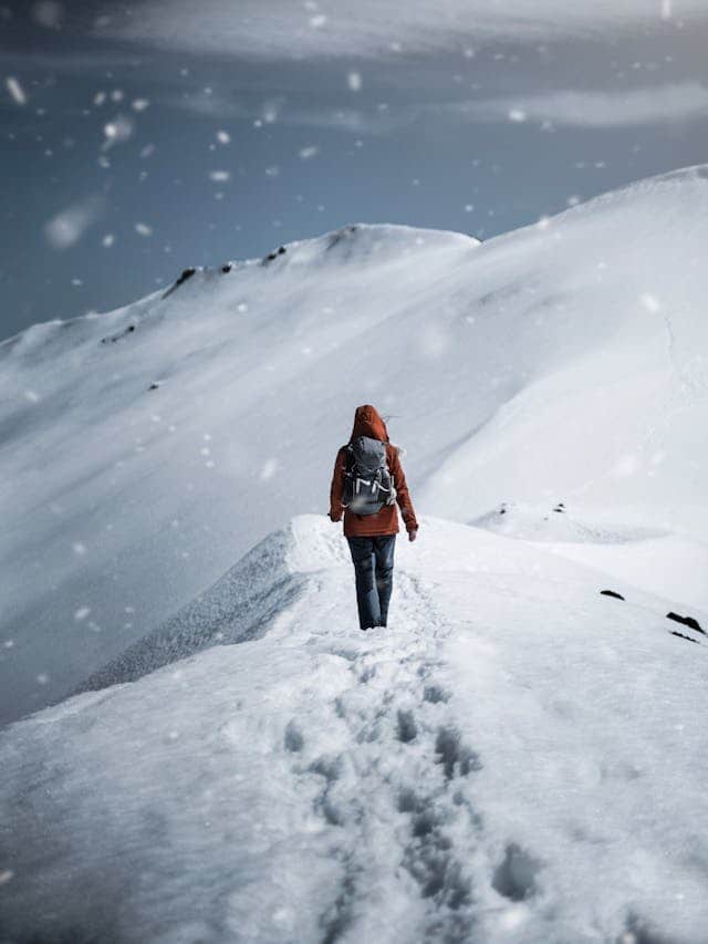 Walking in Snow Dream Meaning