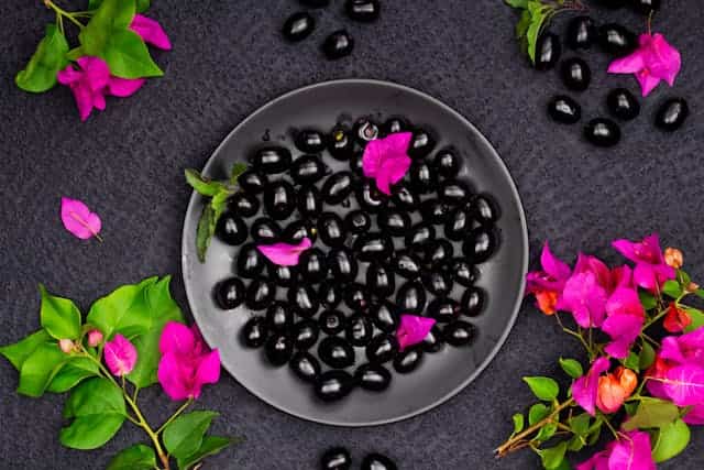 Black Olive Dream Meaning