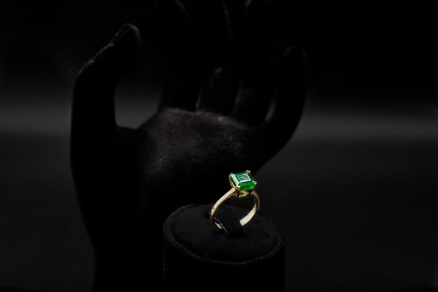 Emerald Ring Dream Meaning