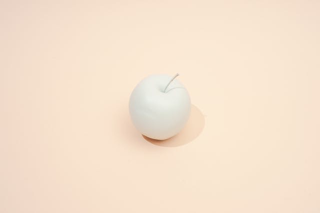 White Apple Dream Meaning